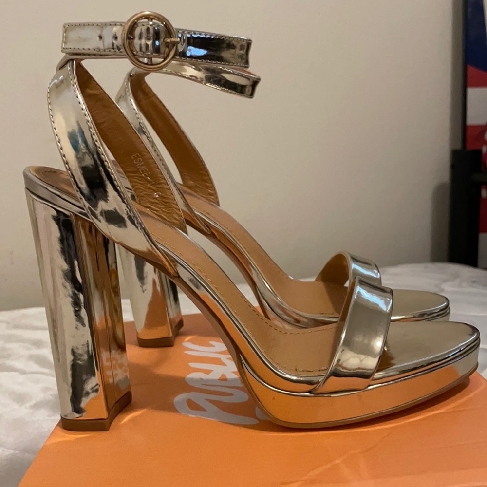 Public Desire Never Been Worn Gold Metallic Heels